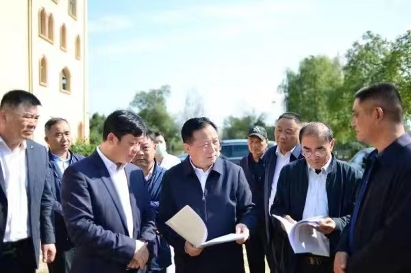 省民政厅党组书记杨泽发赴六合彩资料网调研养老服务工作